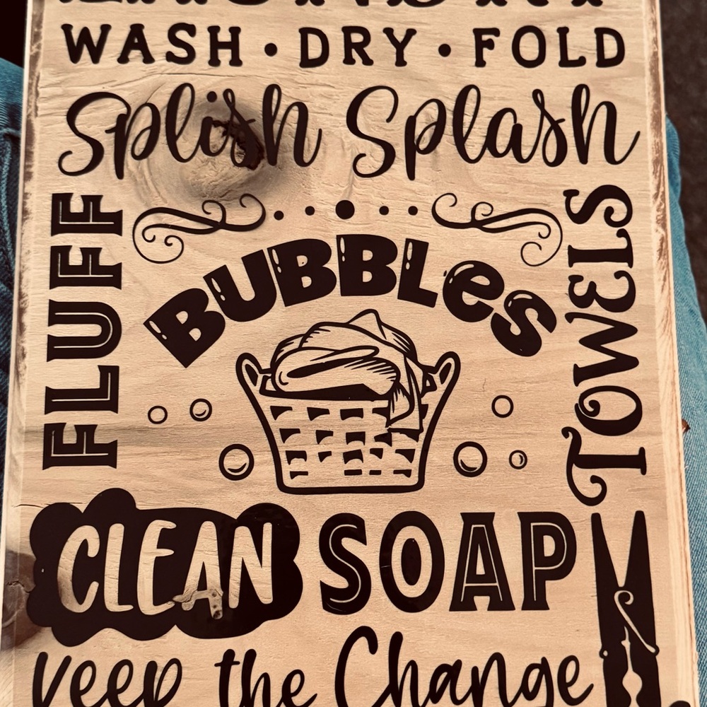 Laundry sign
